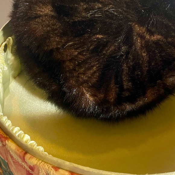 ☃️ Vintage Mink Hat main image 8